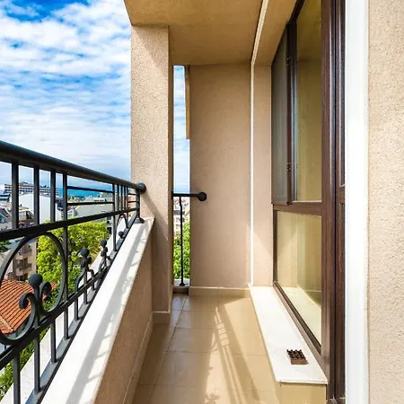 Apartamento 2bd Penthouse: Stunning Views